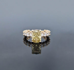 KATRINA – 3.5 Carat Cushion Solitaire LGD Ring in 14K Yellow Gold