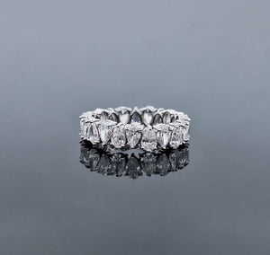 KENDRICK – 3 Carat Pear Eternity LGD Ring in Silver 925