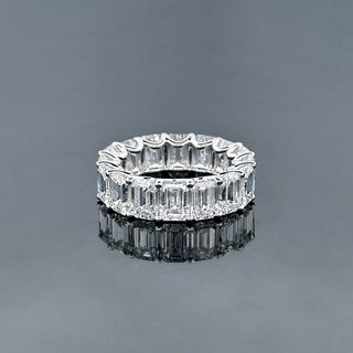 ISABELLA – 14 Carat Emerald LGD Eternity Ring in 14K White Gold