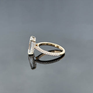VALERIA – 4 Carat Emerald LGD Ring in 14K Yellow Gold