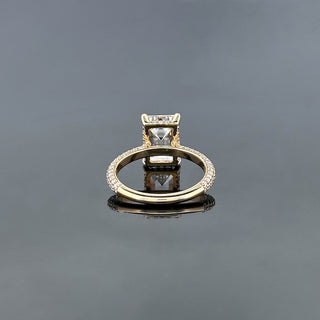VALERIA – 4 Carat Emerald LGD Ring in 14K Yellow Gold