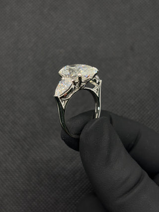 6 Carats Oval Cut Center & Pear Cut Diamonds (Three Stone Ring) - Lab Grown Diamonds 14kt Gold