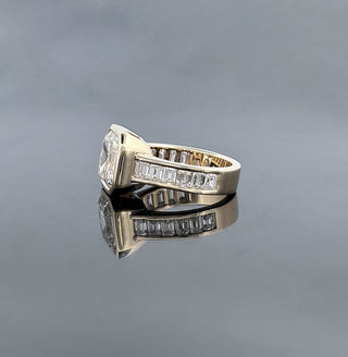 YVONNE – 8 Carat Asscher LGD Ring in 14K White Gold