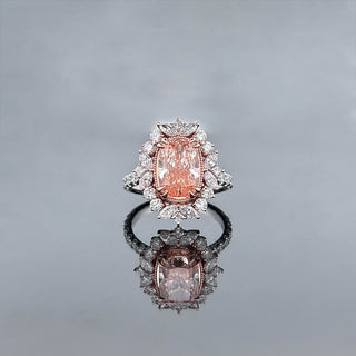 SABINE – 5 Carat Cushion Pink LGD Ring in 14K Rose & White Gold
