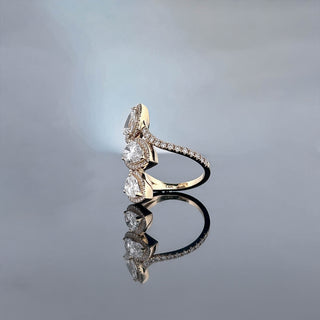 THALIA – 3.5 Carat Three-Stone Pear LGD Ring in 14K Yellow Gold