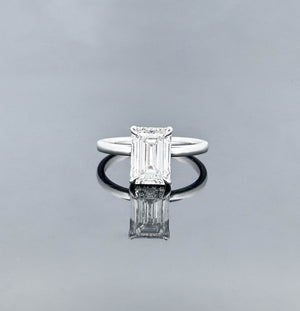 GINEVRA – 3 Carat Emerald LGD Ring in 14K White Gold