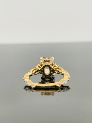 3.9 Carats Long Cushion Cut F/VS1 Lab-Grown Diamond Ring - 14K Gold