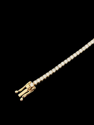 2.64 Carats 2mm Elegant Classic Tennis Bracelet in 14kt Gold – 7 Inches
