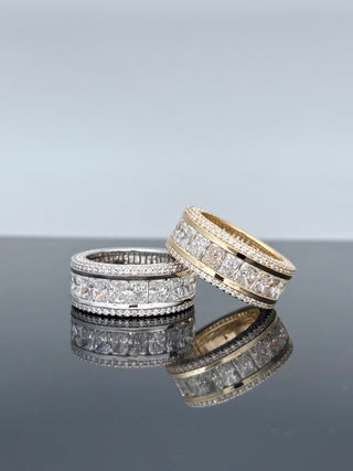 9 Carats Iconic Radiant-Cut Diamond Ring in 14K Gold