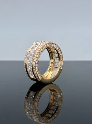 9 Carats Iconic Radiant-Cut Diamond Ring in 14K Gold