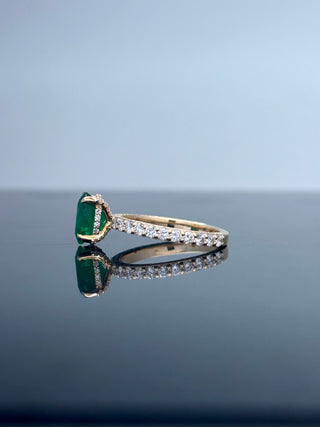 3.23 Carat Classic Natural Oval Cut Green Zambian Emerald Ring Mounted in 14K Gold