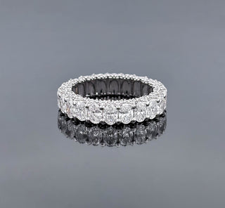 VIOLETTA – 7.5 Carat Oval Eternity LGD Ring in 14K White Gold