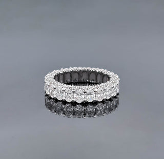 VIOLETTA – 7.5 Carat Oval Eternity LGD Ring in 14K White Gold