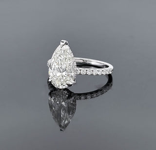 GIOVANNA – 3.5 Carat Pear LGD Ring in 14K White Gold