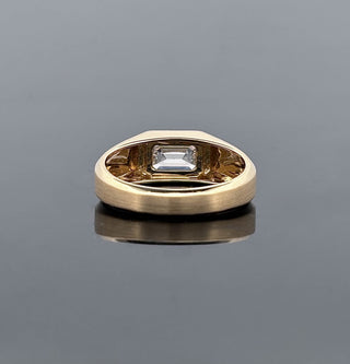 GINEVRA – 2 Carat Emerald Bezel LGD Ring in 18K Yellow Gold
