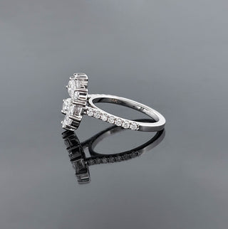 GUDULA – 2.5 Carat Pear LGD Ring in 14K White Gold