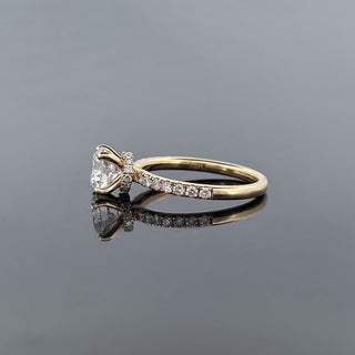 OCTAVIA – 1.5 Carat Round LGD Ring in 18K Yellow Gold