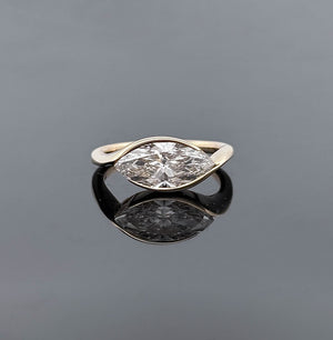 HERMIONE – 2 Carat Marquise LGD Ring in 14K Yellow Gold