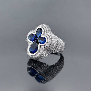 FLORA – Flower Pear Ring in 10K White Gold