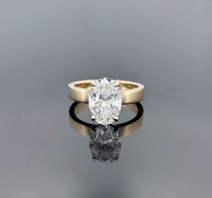 ISOLDE – 3.5 Carat Oval LGD Two-Tone Ring in 14K White & Yellow Gold