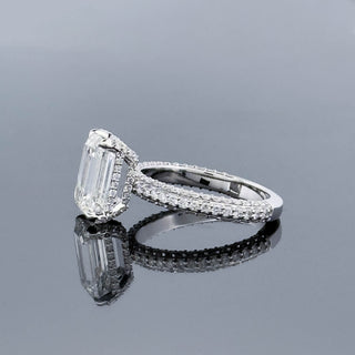 AMARA – 4 Carat Emerald Cut Diamond Ring in 14K White Gold