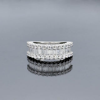 VALENTINA – 2 Carat Baguette Cut Diamond Eternity Ring in 10K White Gold