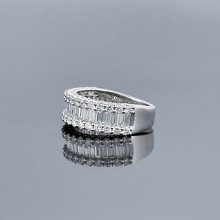 VALENTINA – 2 Carat Baguette Cut Diamond Eternity Ring in 10K White Gold