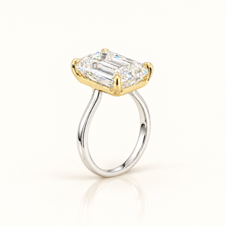 8 Carats Emerald-Cut Ring with Elegant Two-Tone Gold Shank -14kt Gold