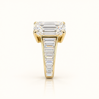 6 Carats Emerald Cut Center with Graduating Baguettes Shank - 14kt Gold