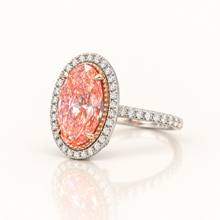 4 Carats Vivid Pink Oval Cut Ring in 14kt Gold (Lab Grown Diamond)