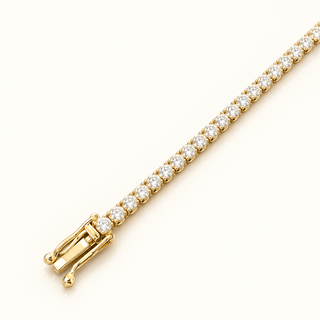 4.34 Carats 2.55mm Elegant Classic Tennis Bracelet in 14kt Gold – 7 Inches