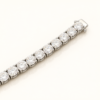 27.66 Carats 6.7 mm Elegant Classic Tennis Bracelet in 14kt Gold – 6.5 Inches