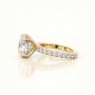 SERAPHINA – 4.5 Carat Round Brilliant Diamond Ring in 14K Yellow Gold