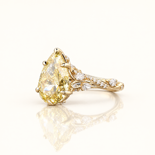 ELYSIAN – 5 Carat Pear Cut Yellow Diamond Ring in 14K Yellow Gold
