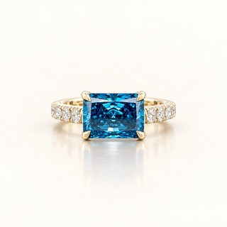 AURELIA – 3.5 Carat Radiant LGD Ring in 14K Yellow Gold