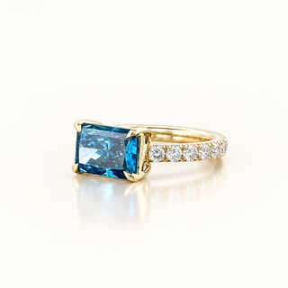 AURELIA – 3.5 Carat Radiant LGD Ring in 14K Yellow Gold