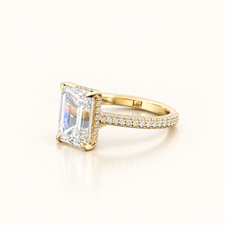 VALERIA – 4 Carat Emerald LGD Ring in 14K Yellow Gold