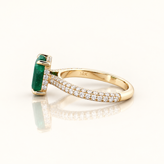 FLORENCIA – 2.5 Carat Emerald LGD Ring in 14K Yellow Gold