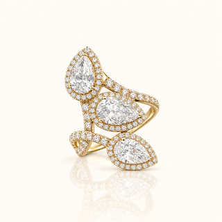 THALIA – 3.5 Carat Three-Stone Pear LGD Ring in 14K Yellow Gold