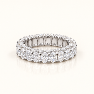 VIOLETTA – 7.5 Carat Oval Eternity LGD Ring in 14K White Gold