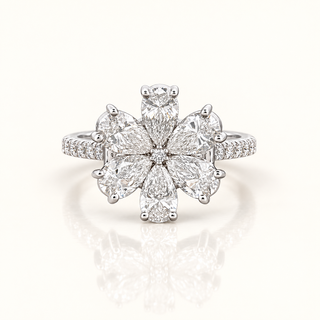 GUDULA – 2.5 Carat Pear LGD Ring in 14K White Gold