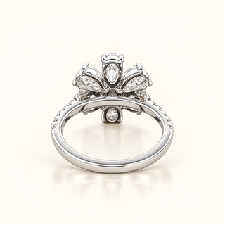 GUDULA – 2.5 Carat Pear LGD Ring in 14K White Gold