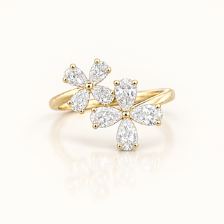 VIVIENNE - 1 Carat Pear LGD Ring in 14K Yellow Gold